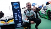 Krujoski y Renault se impusieron en una clasificación ajustada