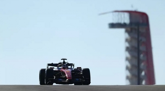 Leclerc dominó el viernes en Austin seguido por Antonelli. Colapinto fue 15°