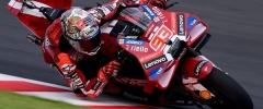 Marc Márquez se adjudicó el Sprint de Japón, gran choque en la primera vuelta y podio de Moreira